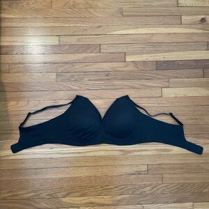 Eby Black Seamless Bra -NWOT